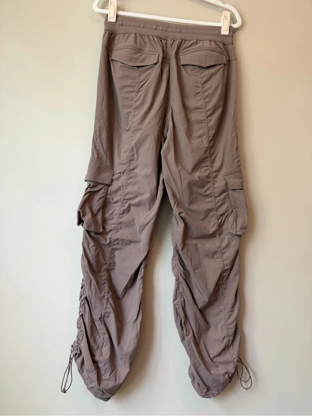 Lululemon Dance Studio Cargo Jogger Pants Size S Taupe Ruched Hem